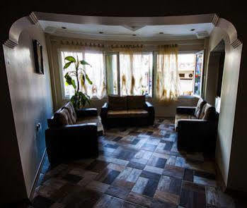 Cicek Palas Otel İzmir Extérieur photo